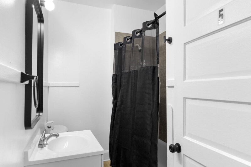 Building Photo - 518 N Ohio Ave