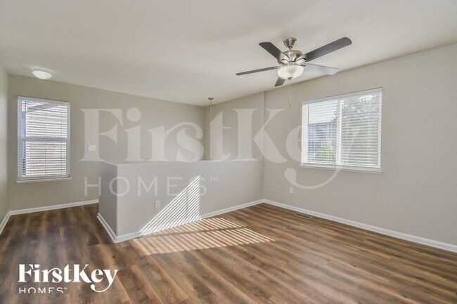 Building Photo - 8739 Langford Dr