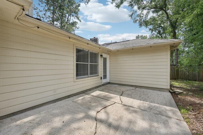 Building Photo - 2707 Shawna Lyn Dr