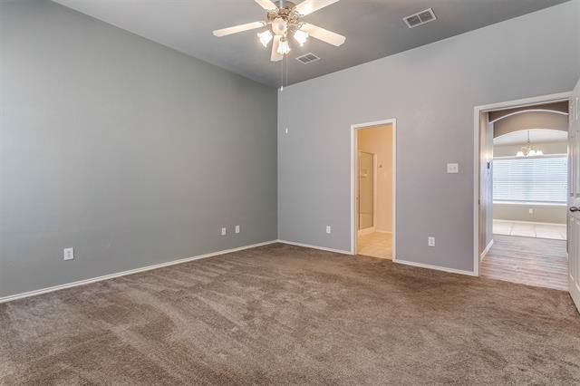 Building Photo - 3611 Redwood Cir