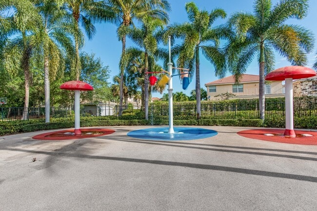Building Photo - 5477 Queenship Ct