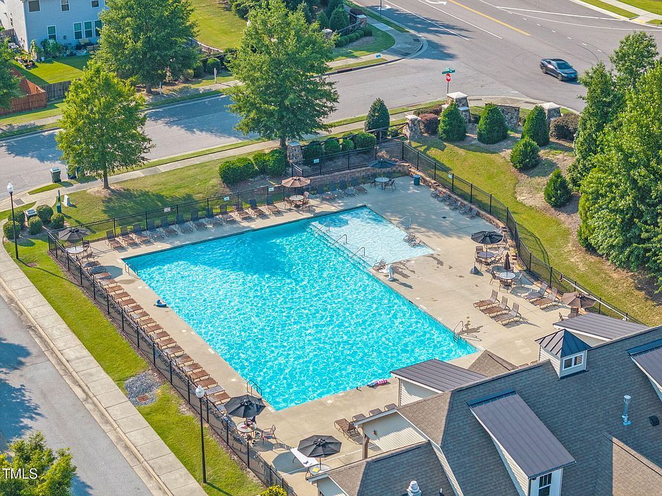 Community Pool - 7637 Weathered Oak Way