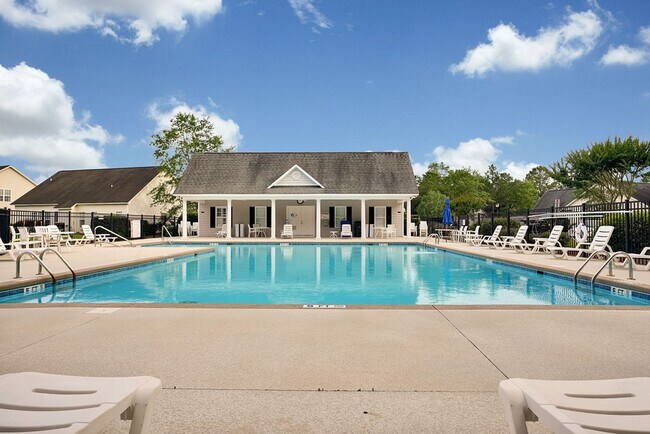 Building Photo - 104 Grasmere Ct