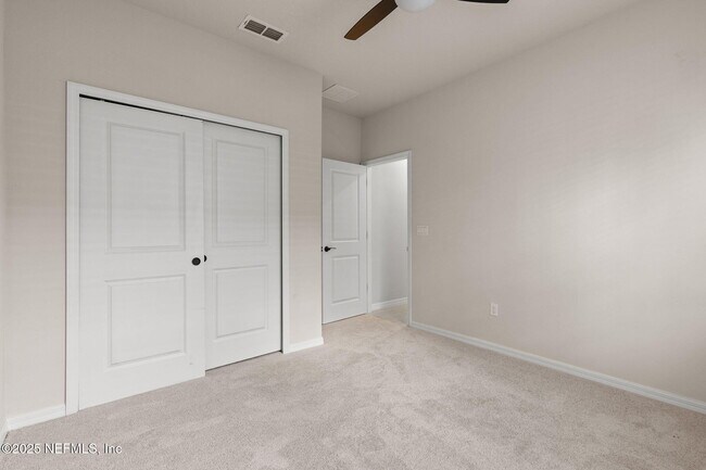 Building Photo - 2817 Ivy Post Dr