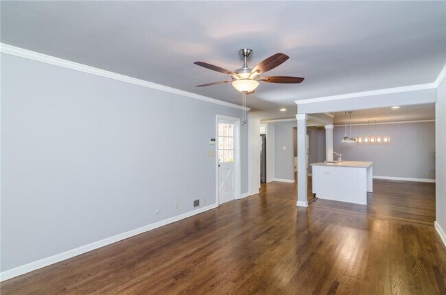 Building Photo - 6670 Castleton Dr NW