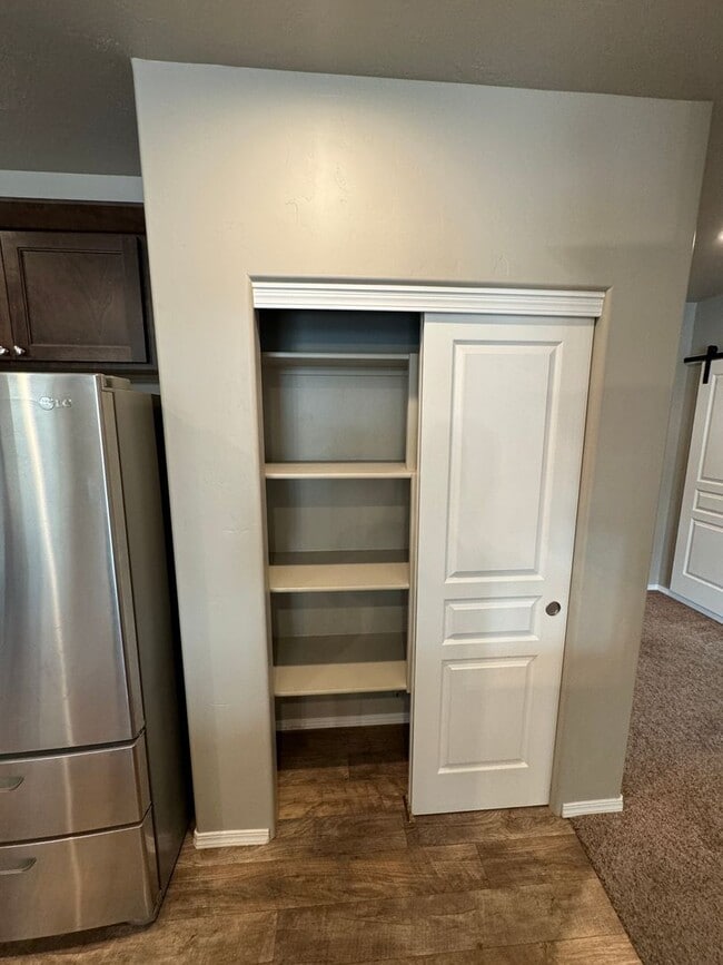 Building Photo - Charming 3-bedroom, 2-bathroom home locate...