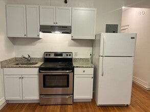Building Photo - 9/1 No Fee! Updated Studio by Northeastern, Symphony