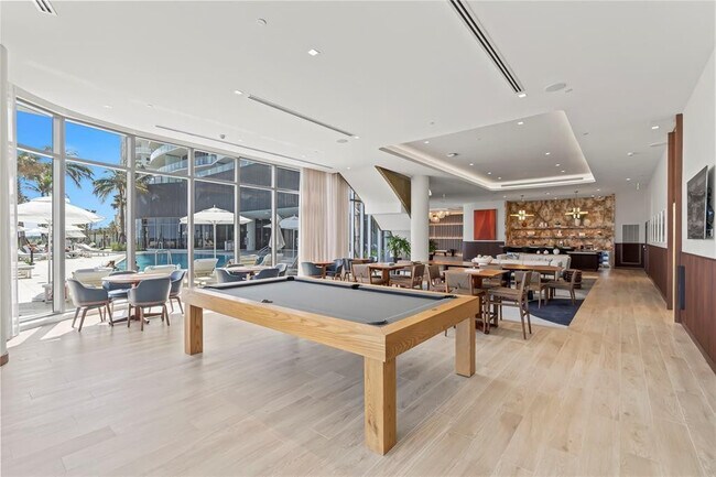 Building Photo - 1116 N Ocean Blvd