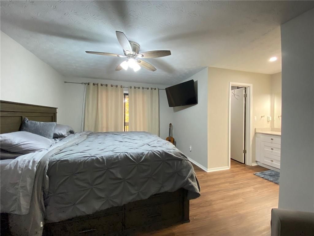 Building Photo - 704 Dunbar Dr