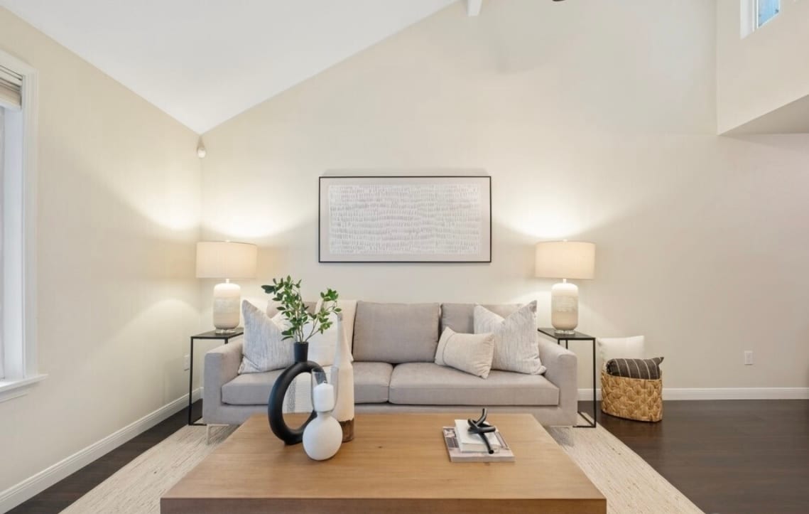 Building Photo - 4300 NE Sunset Blvd