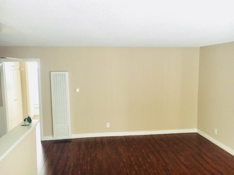 Building Photo - 800 Meyer Ln