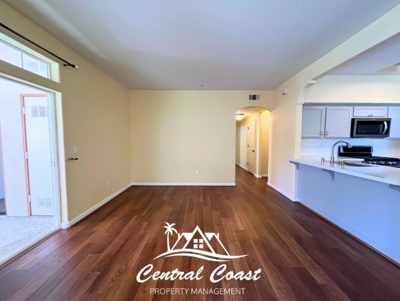 Building Photo - 0 Sunrise Dr