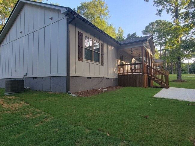 Building Photo - Build to Rent 4 Bdrm Lake Access - Open Ho...