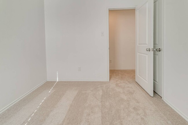 Building Photo - 3307 NW 149th St