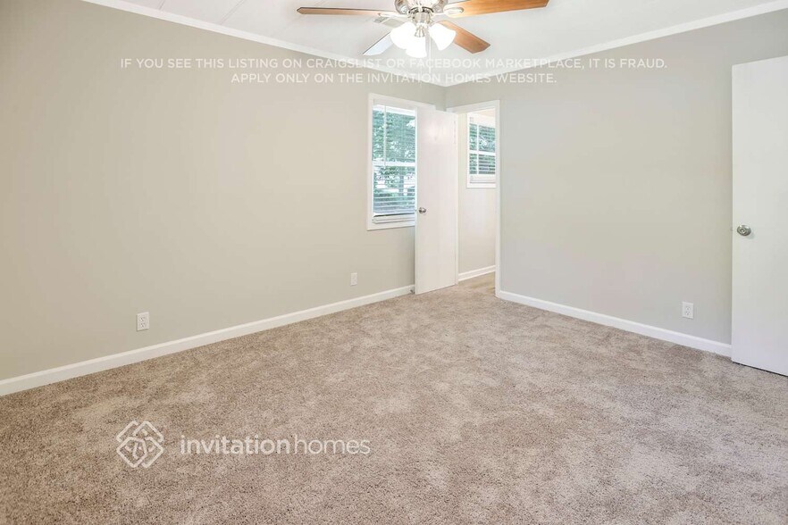 Building Photo - 3035 Kingston Ct