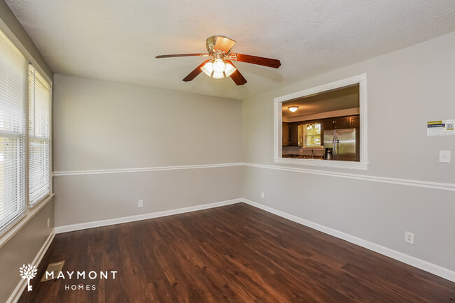 Building Photo - Charming 3 Bedroom in Clarksville