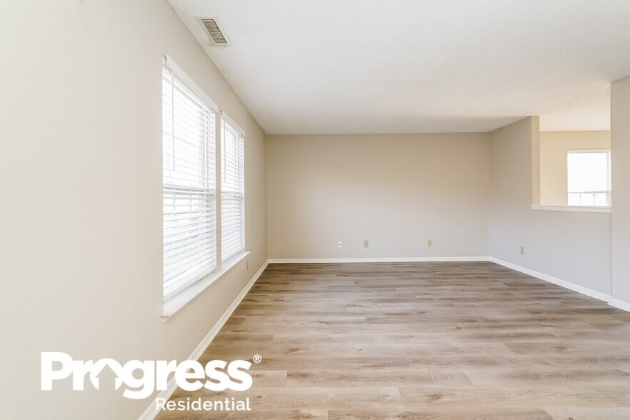 Building Photo - 3012 Earlswood Ln