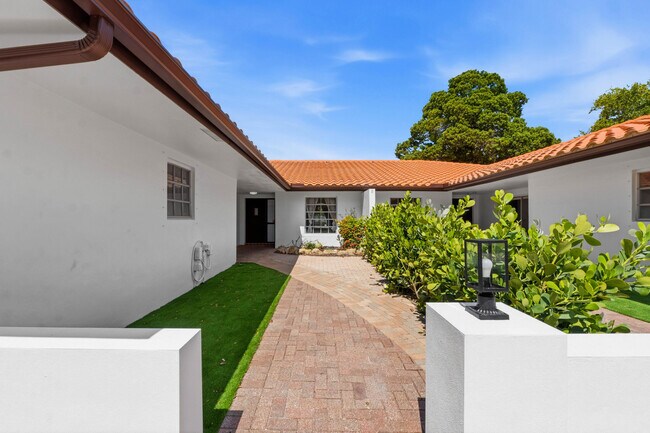 Building Photo - 3310 NW 90th Ave