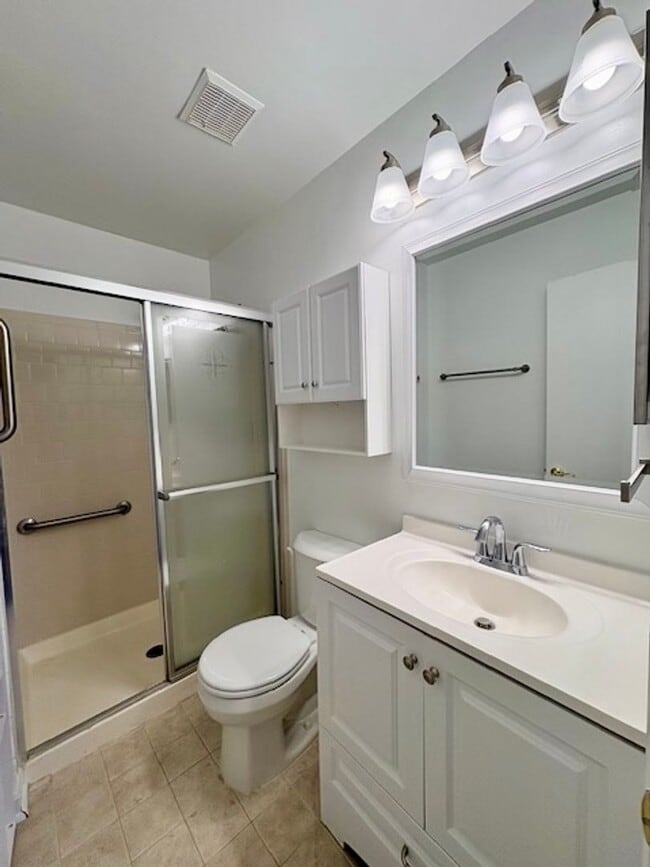 Building Photo - 18250 Paladin Dr