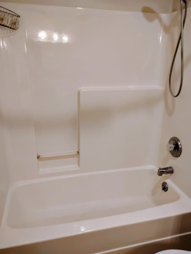 Building Photo - 428 W White Ash St