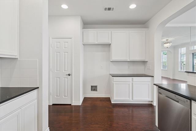 Building Photo - 2005 Testament Trail