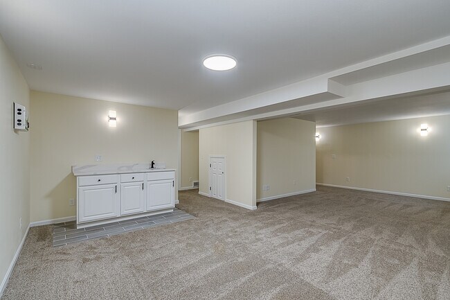 Building Photo - 1724 Westchester Ln