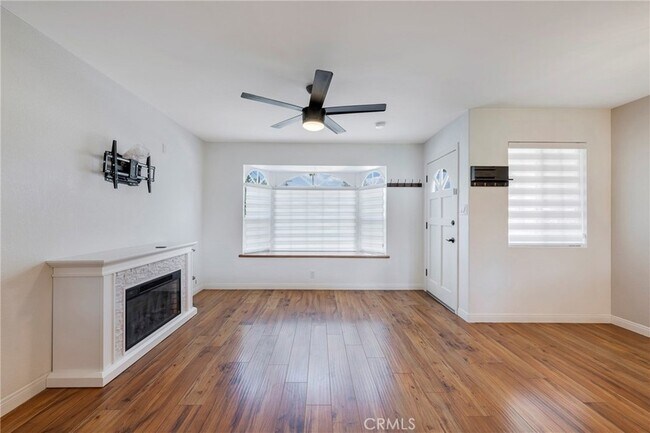 Building Photo - 13616 Hermes St