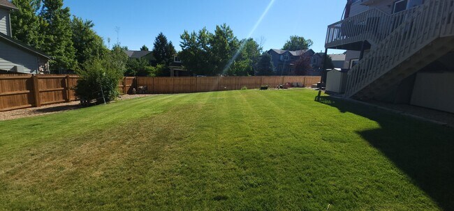 Building Photo - 5415 S Dunkirk Way