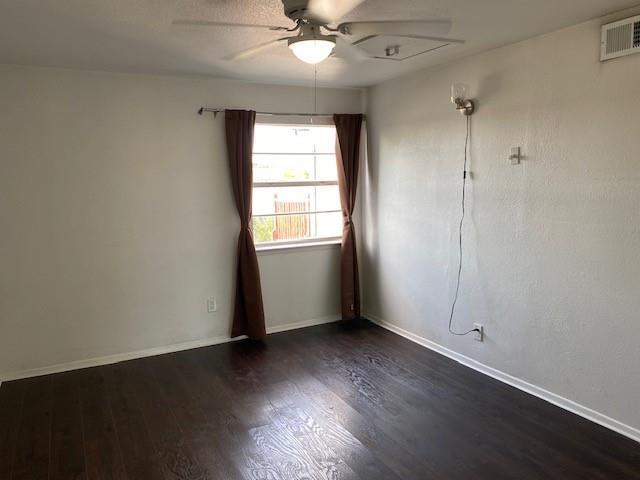 Building Photo - 2315 Jimmydee Dr