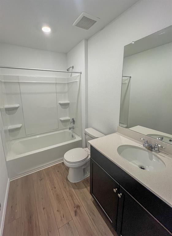 Building Photo - 254 The Bad Wy