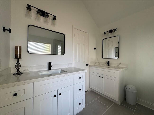 Building Photo - 3265 Jessica Ct