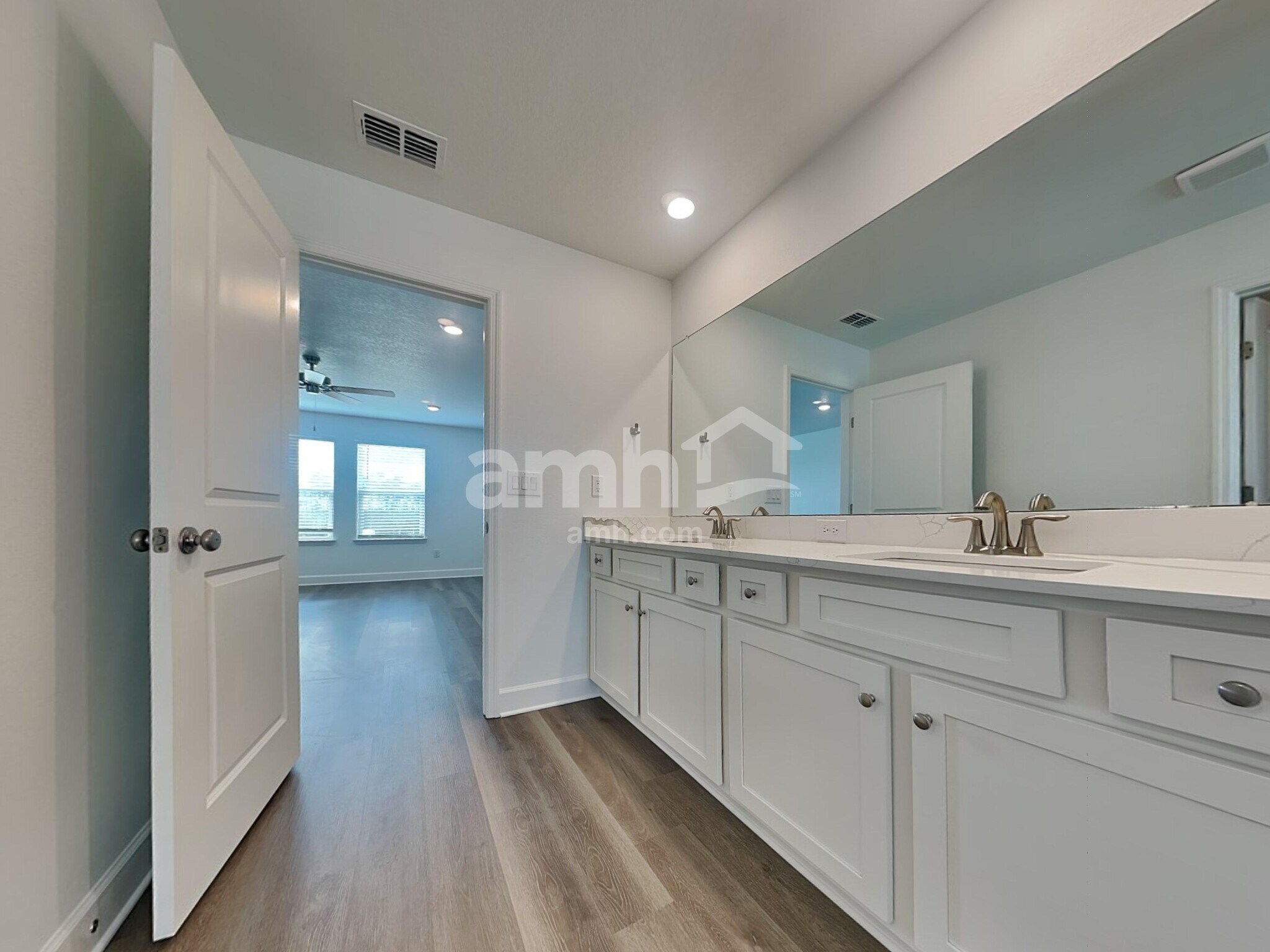 Building Photo - 37878 Dusty Saddle Ln