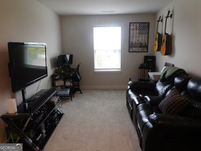 Building Photo - 376 Salt Lk Ln