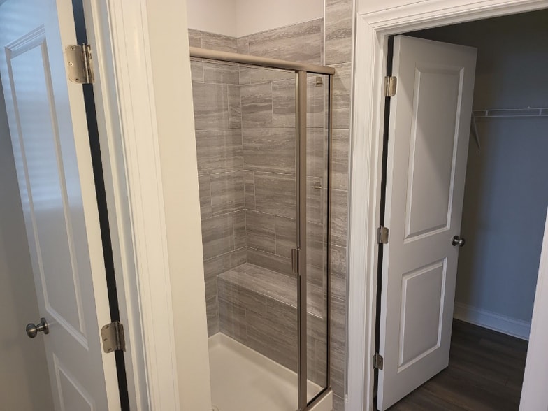 Building Photo - 761 Cormiche Ln