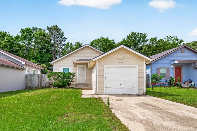 Building Photo - 11918 Greensbrook Forest Dr