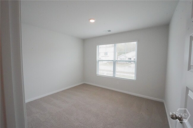 Building Photo - 482 Coconut Dr