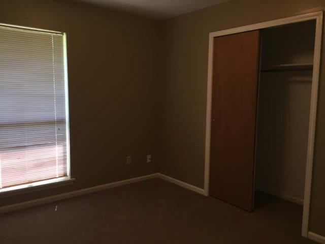 Building Photo - 3/2 Brick home in Prattville