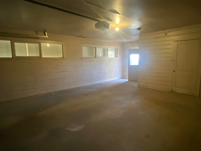 Building Photo - 4319 40th St