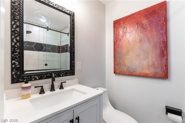 Building Photo - 2845 Queens Courtyard Dr