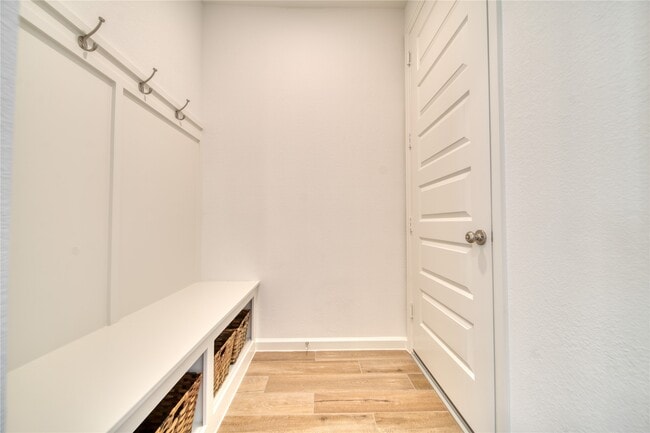 Building Photo - 9018 Moose Trl