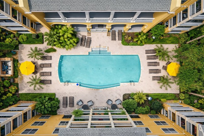 Building Photo - Stunning 2/2 Pool View Condo @ Park North Downtown Orlando !