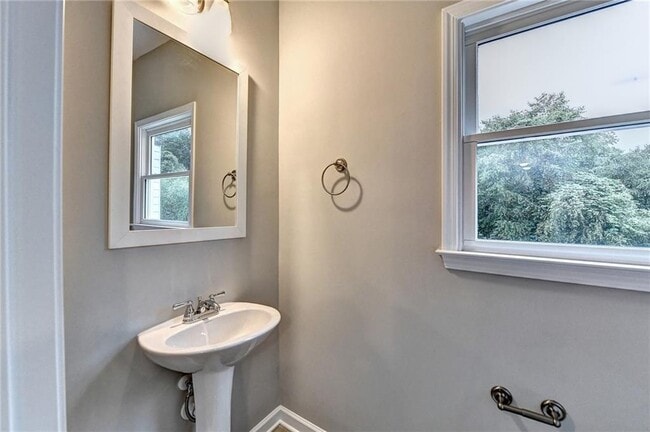 Building Photo - 2798 Laurel Ridge Cir