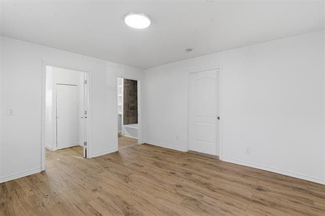 Building Photo - 920 W Ford St