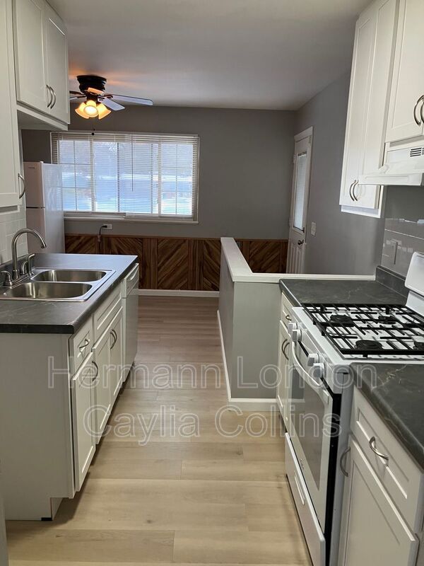 Building Photo - 10623 Landseer Dr