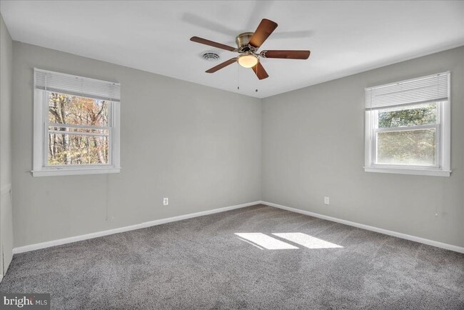 Building Photo - 301 County House Rd