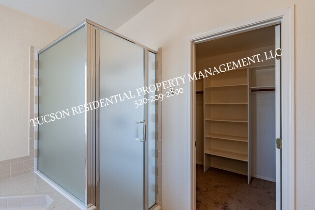 Building Photo - 12490 N Copper Queen Way