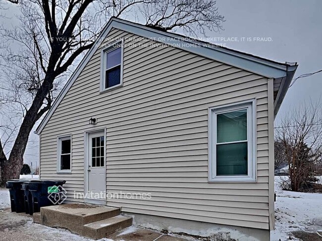 Building Photo - 6607 Logan Ave S