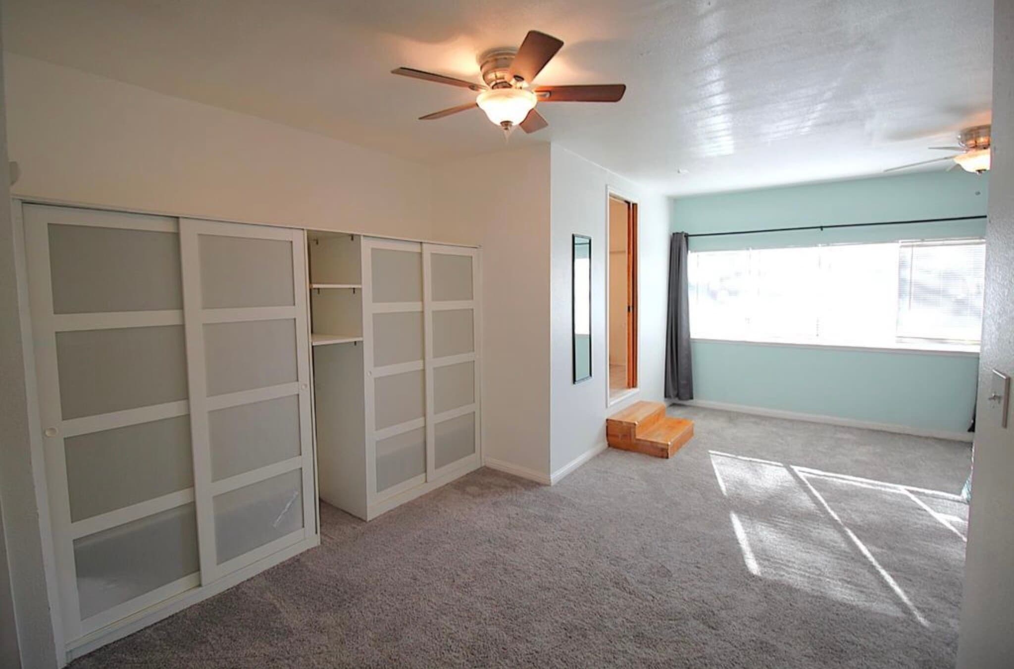 Building Photo - 2255 La Grama Dr