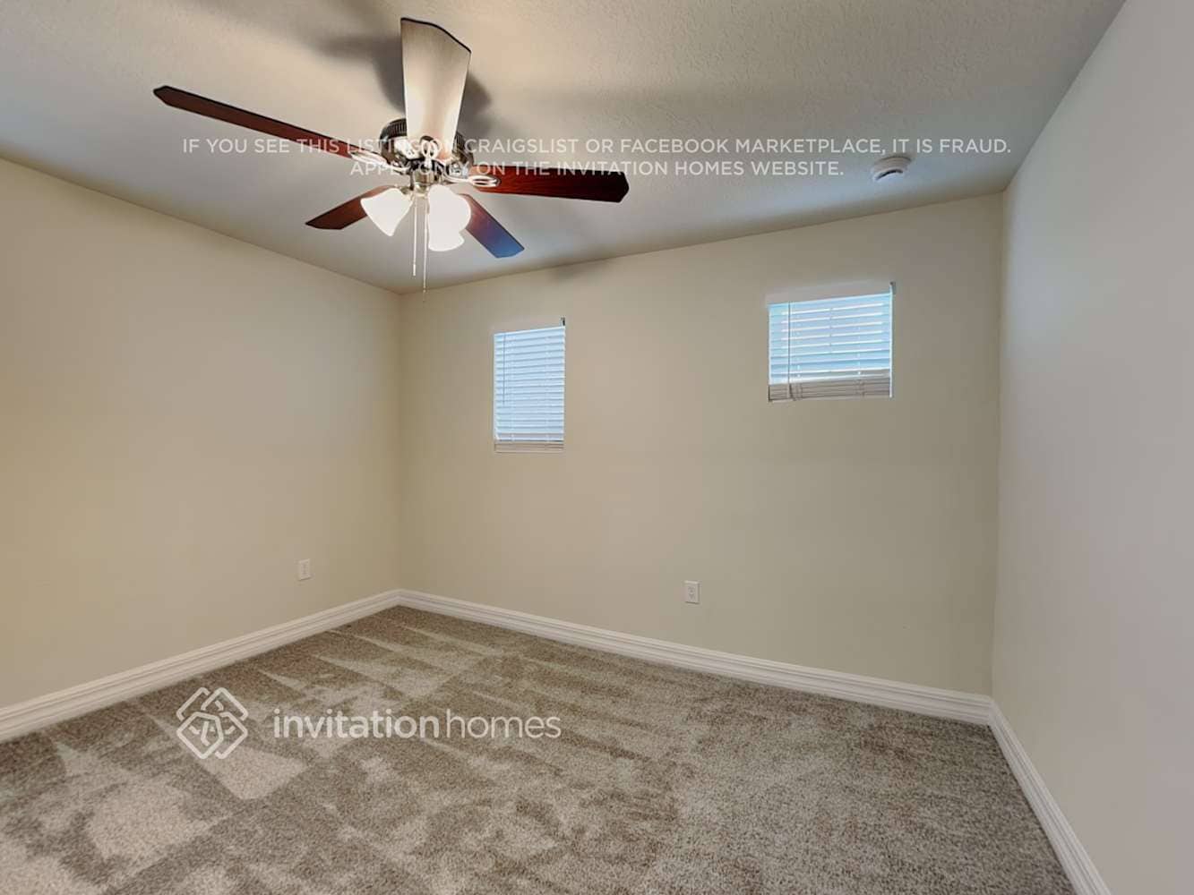 Building Photo - 5167 Royal Point Ave