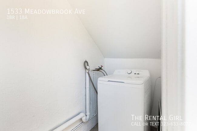 Building Photo - 1533 Meadowbrook Ave